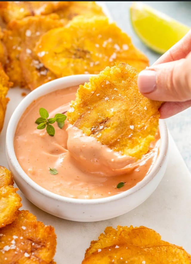 Tostones.